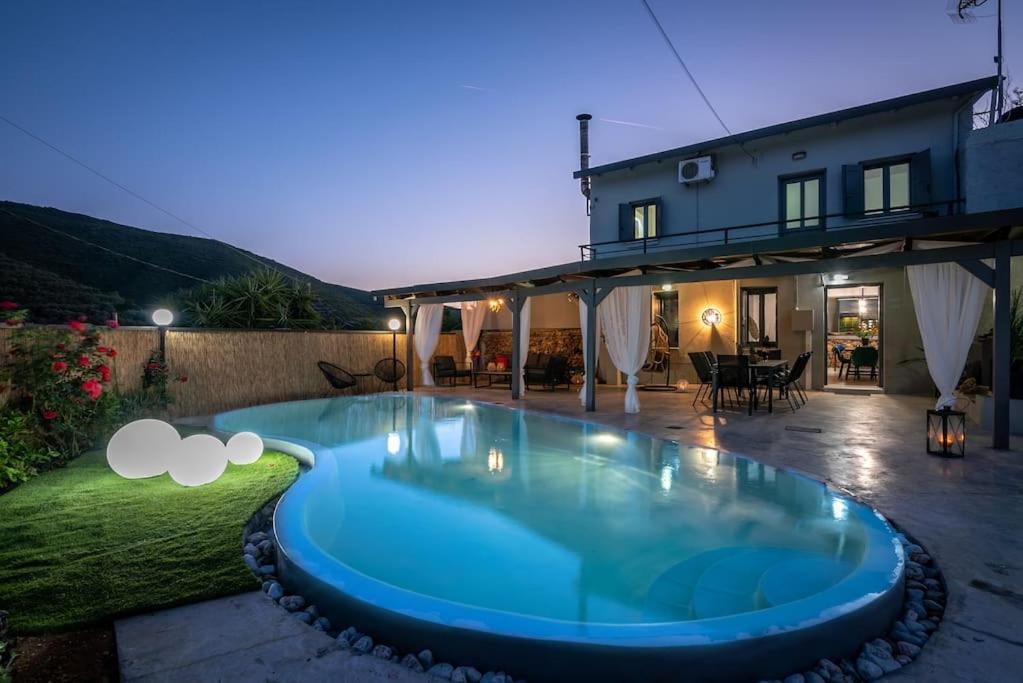 Casa Del Miele, Private Pool, Bbq, Mountain View. Villa Alikianos Exterior photo